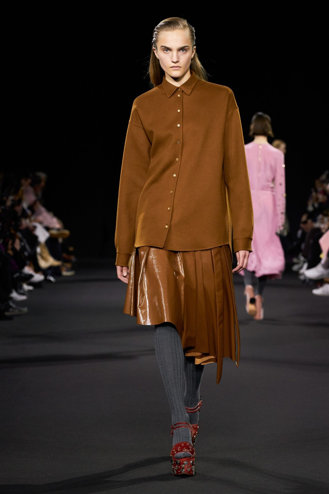 Josefine Lynderup walking Rochas AW20